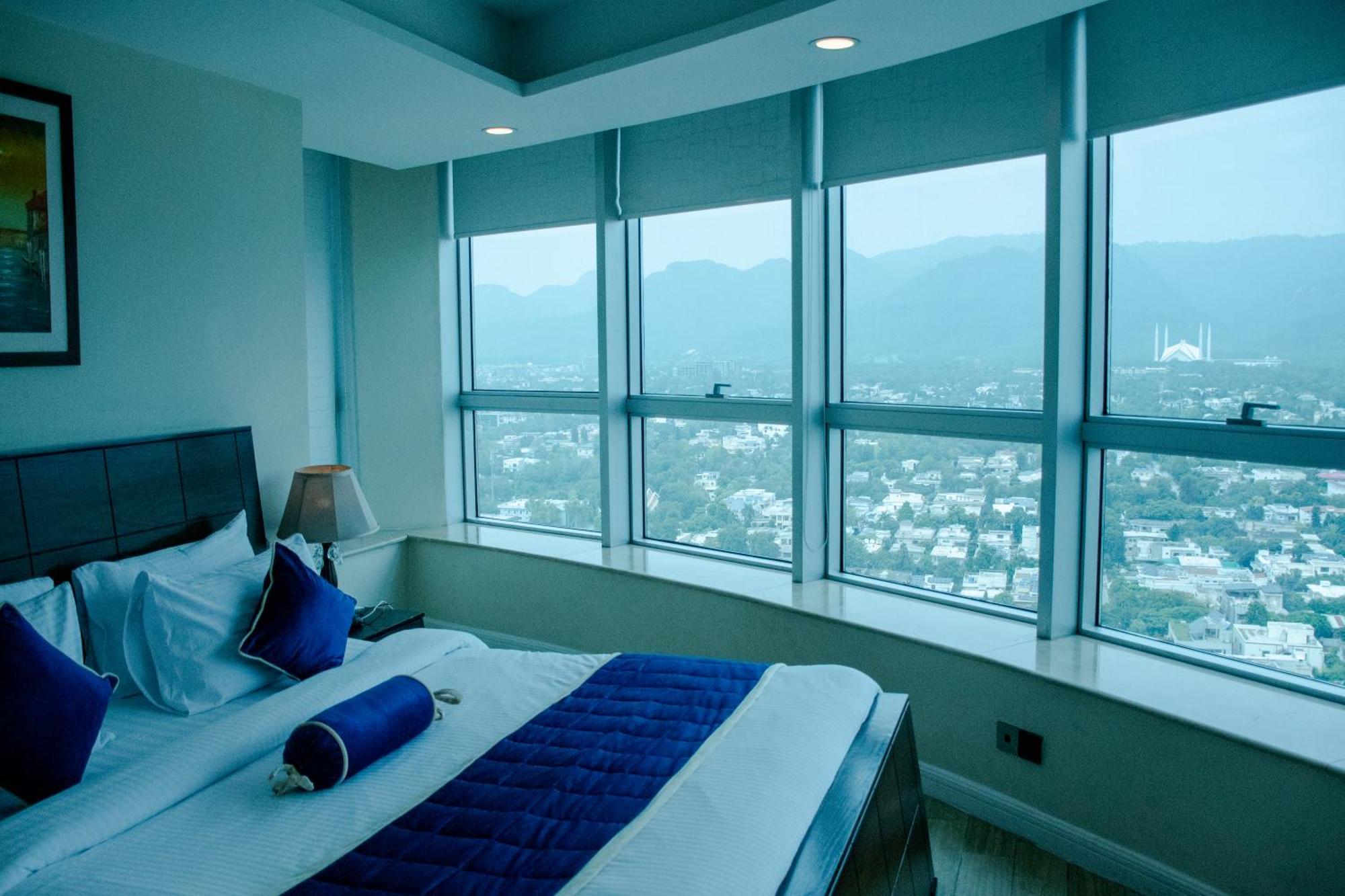 Centaurus Hotel Suites Ισλαμαμπάντ Εξωτερικό φωτογραφία